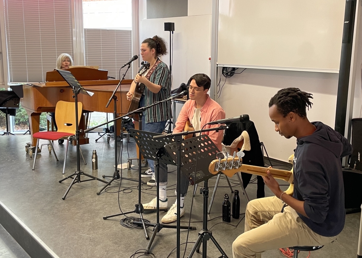 Du betrachtest gerade Musikstudierende aus Hannover stellen sich im Hölty vor