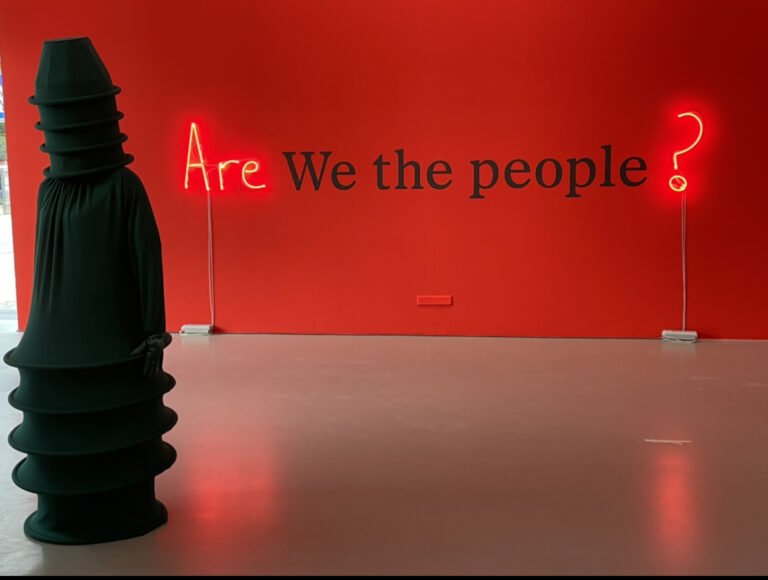 Mehr über den Artikel erfahren Ausstellungsbesuch des Deutsch-Leistungskurses