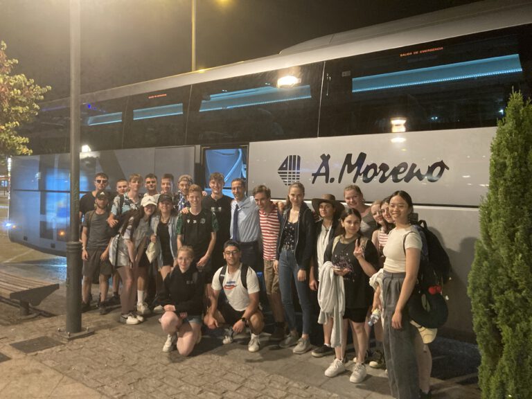 Mehr über den Artikel erfahren ¡Hola Granada!