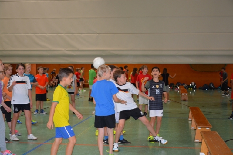 Mehr über den Artikel erfahren Sportfest für die 6. Klassen