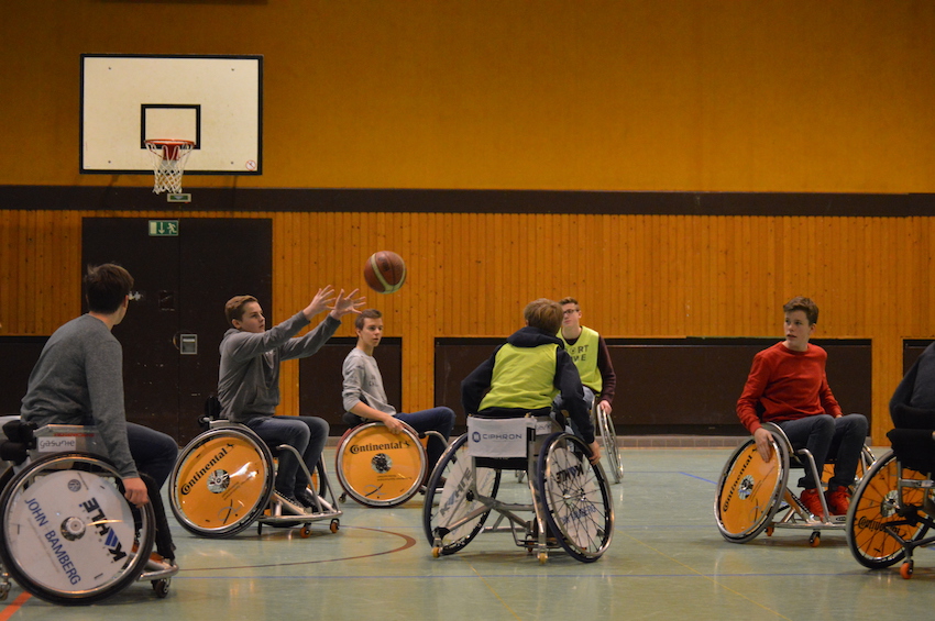 Du betrachtest gerade „Von Behindertensportlern lernen“ – Projekttag am Hölty-Gymnasium (CelleHeute am 01.02.2016)