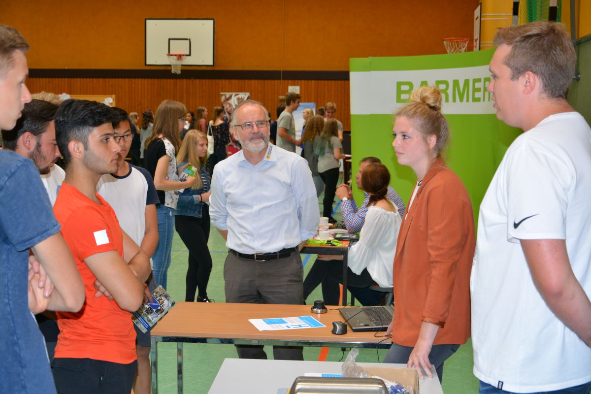 Du betrachtest gerade Messe für Ausbildungsberufe am Hölty-Gymnasium