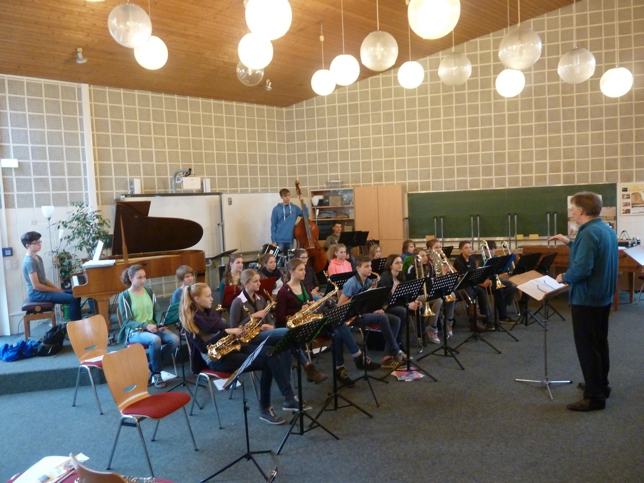 Du betrachtest gerade Bigband Workshop mit Prof. Martin Classen