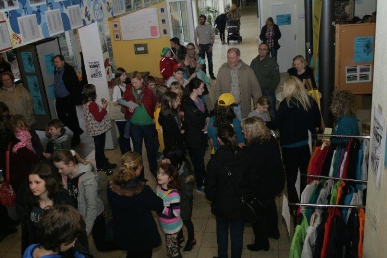 Mehr über den Artikel erfahren Das Hölty-Gymnasium präsentierte sich am Tag der offenen Tür