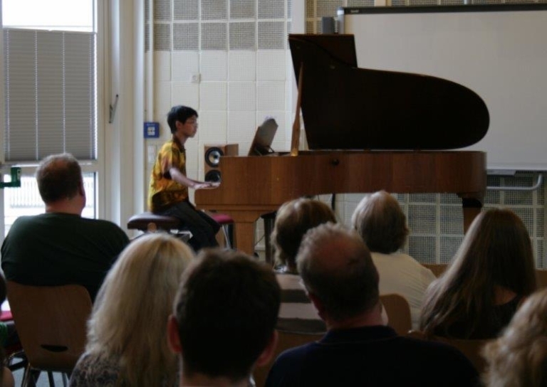 Mehr über den Artikel erfahren Hölty-Musiker überzeugen beim sommerlichen Kammermusikabend