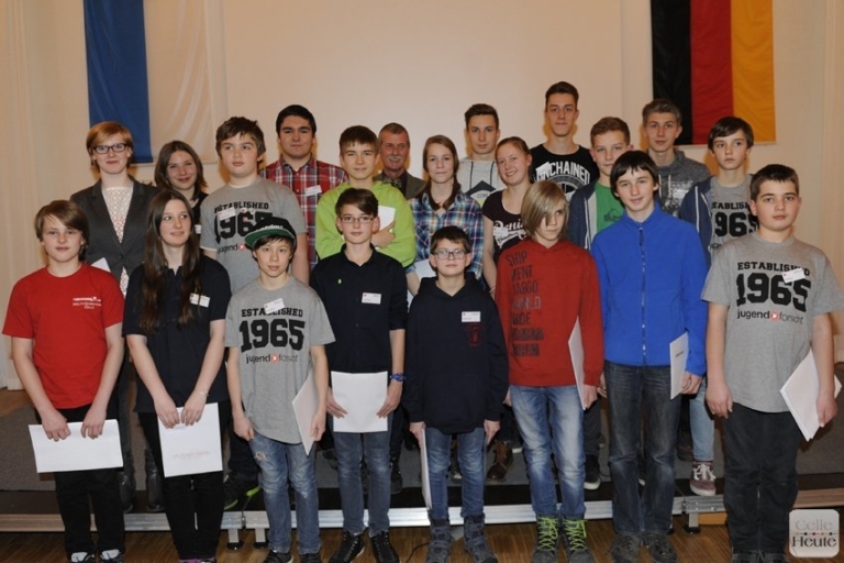 Mehr über den Artikel erfahren Hölty-Schüler auch in 2015 wieder sehr erfolgreich bei „Jugend forscht“
