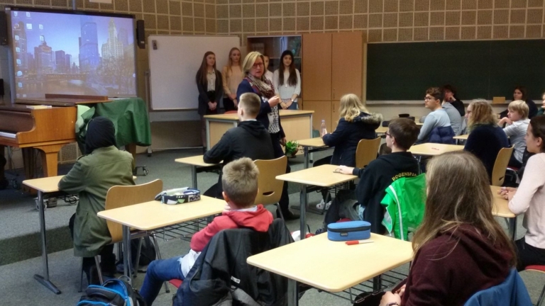 Mehr über den Artikel erfahren „Russisch ist so cool, darum lern‘ ich’s in der Schul'“ (auch CelleHeute am 07.11.2017)