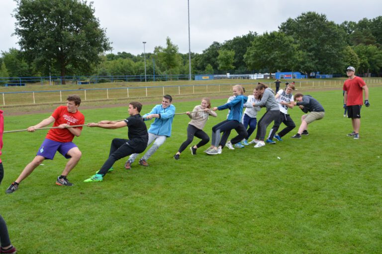 Mehr über den Artikel erfahren Krönender Abschluss des Schuljahres: Sportfest am Hölty