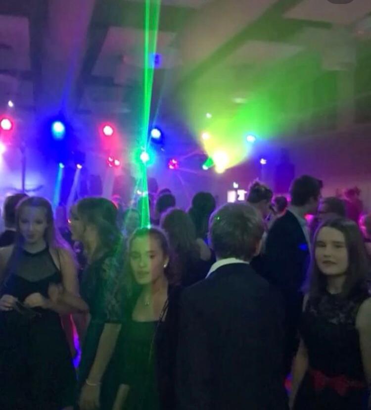Mehr über den Artikel erfahren Winterball des Hölty